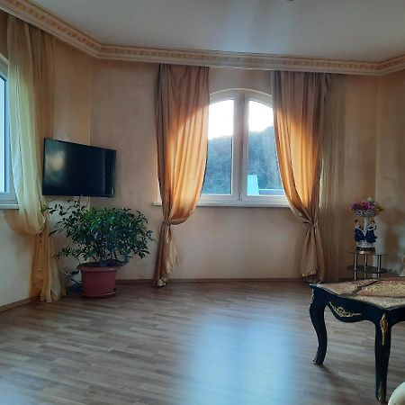 Lyra Apartments Карлови Вари Екстериор снимка