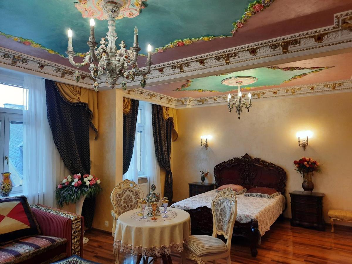 Lyra Apartments Карлови Вари Екстериор снимка