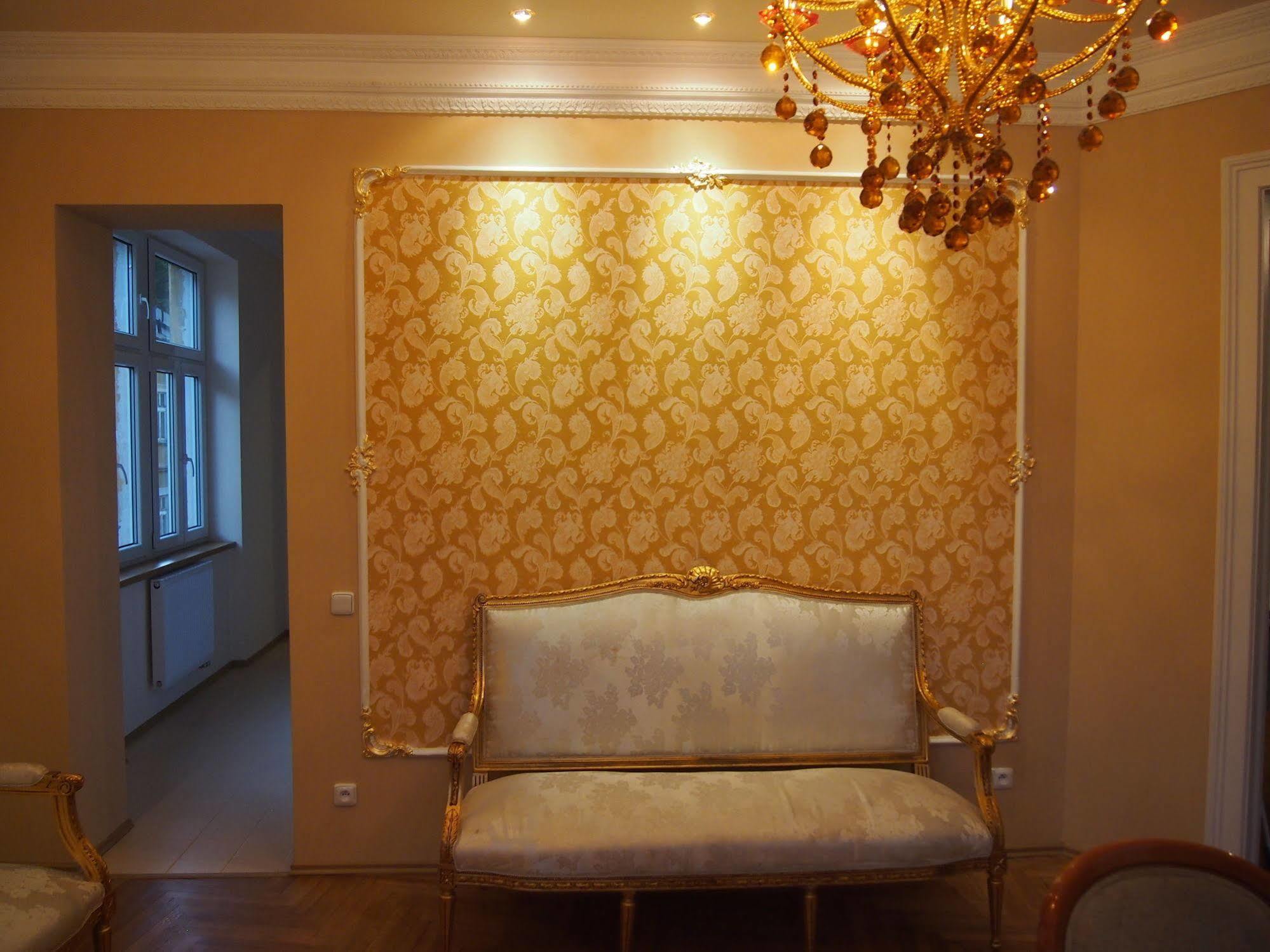Lyra Apartments Карлови Вари Екстериор снимка