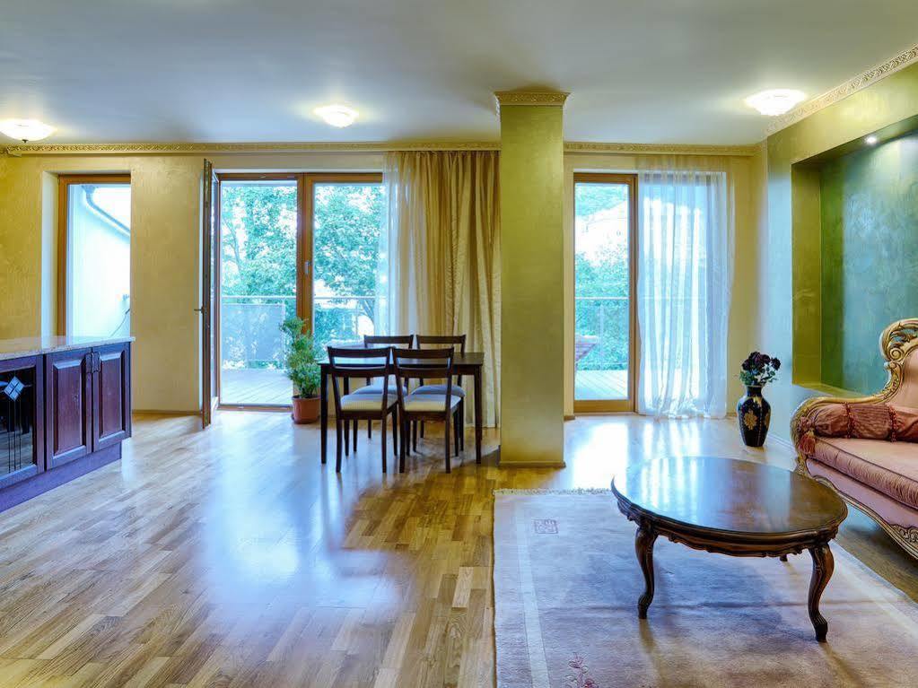 Lyra Apartments Карлови Вари Екстериор снимка