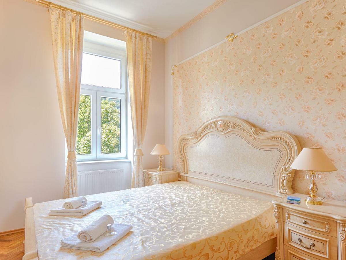 Lyra Apartments Карлови Вари Екстериор снимка