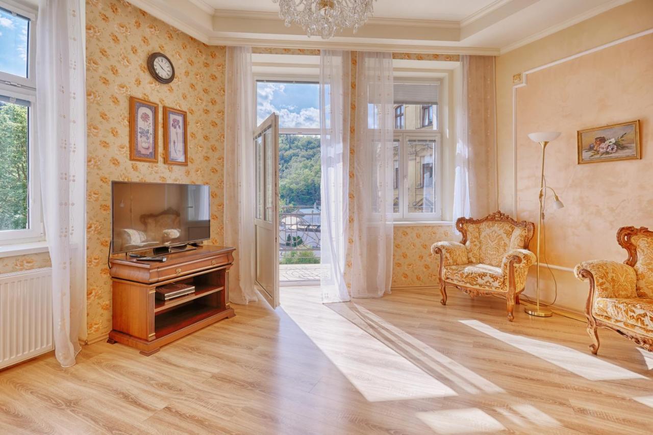 Lyra Apartments Карлови Вари Екстериор снимка